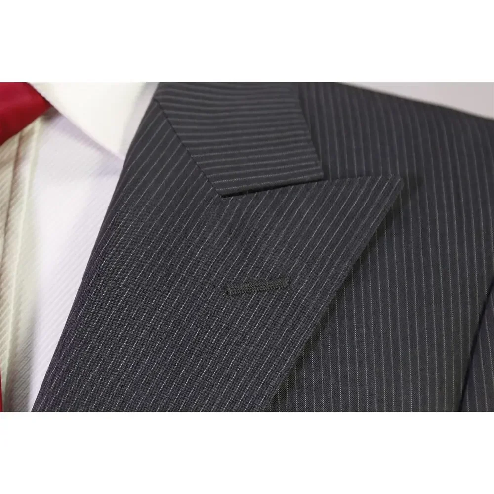 Gucci Tom Ford Era Gray Thin Striped Peak Lapel Wool Mohair 2-Btn Suit 36R